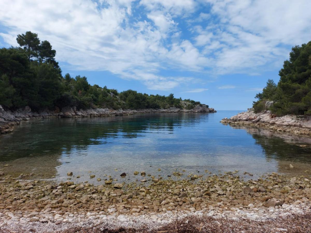 Apartman Portorus Lastovo Eksteriør billede