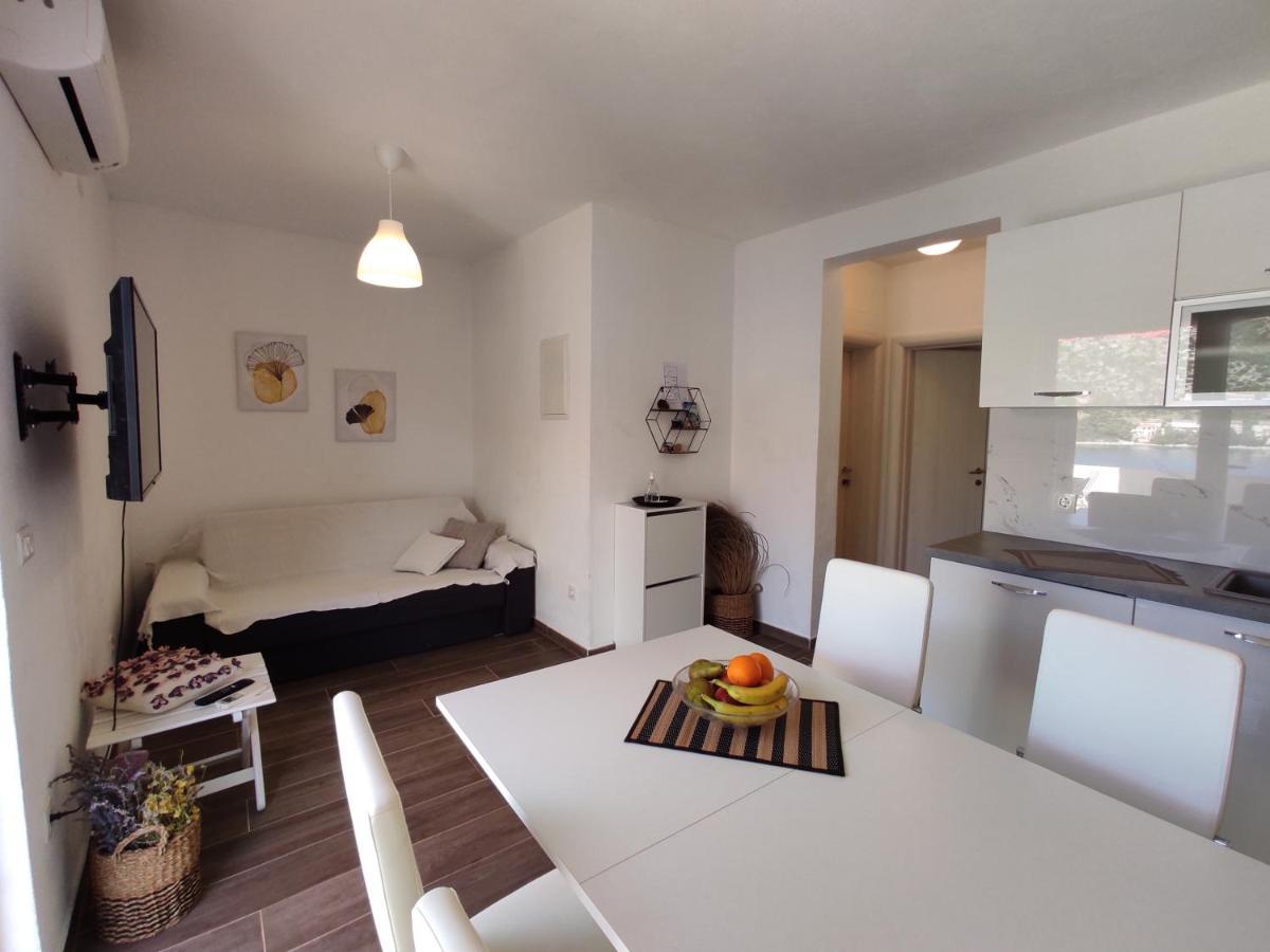 Apartman Portorus Lastovo Eksteriør billede