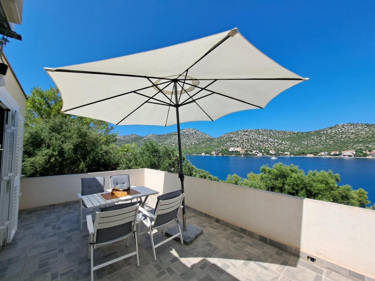 Apartman Portorus Lastovo Eksteriør billede